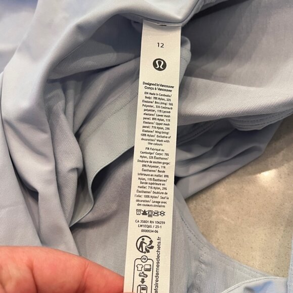 Lululemon NWT Lightweight Tennis Tank Top *Medium Support, B/C Cup Starch Blue - Picture 5 of 6